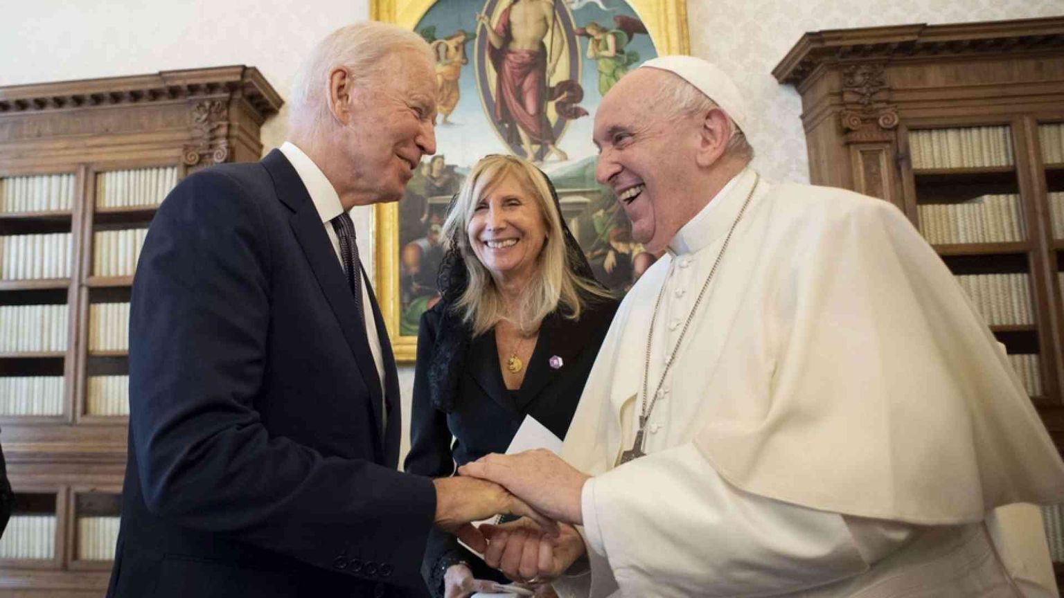 Migranti e diritti umani nel lungo colloquio tra il Papa e Biden