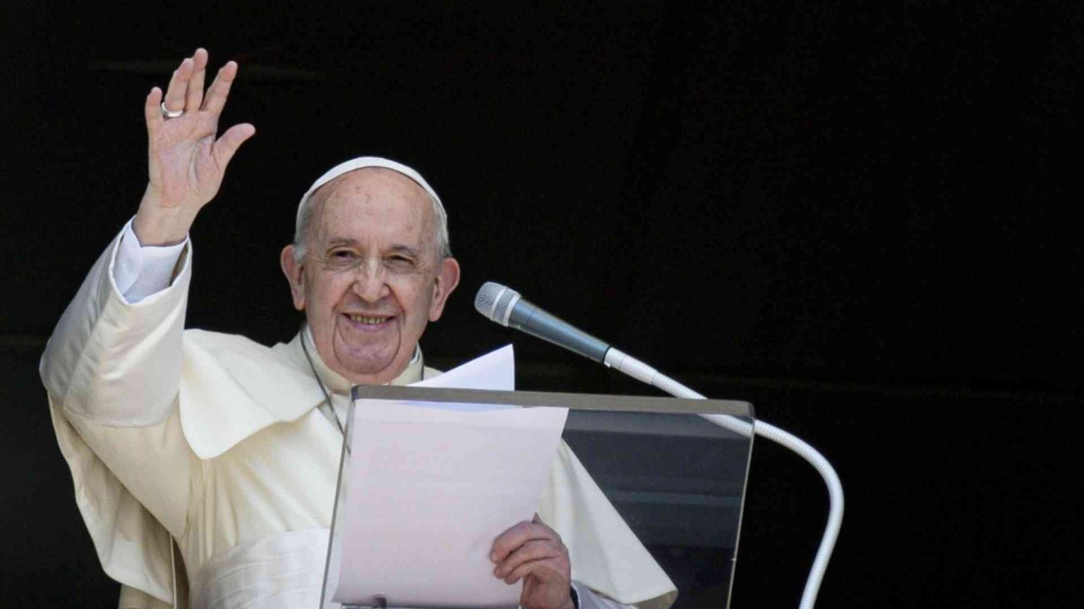 Dalle catechesi di Francesco un'«enciclica» sulla preghiera