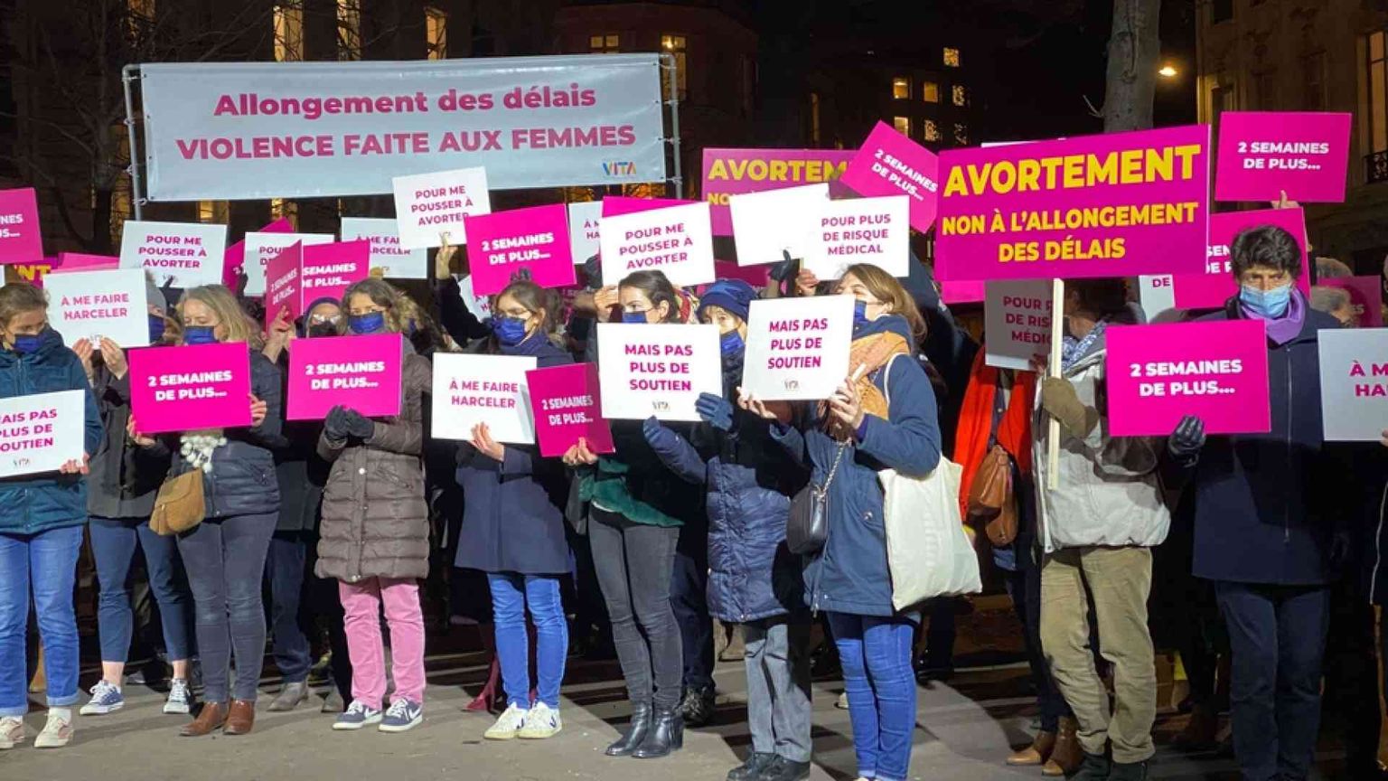 Aborto fino a 14 settimane, colpo di mano in Parlamento