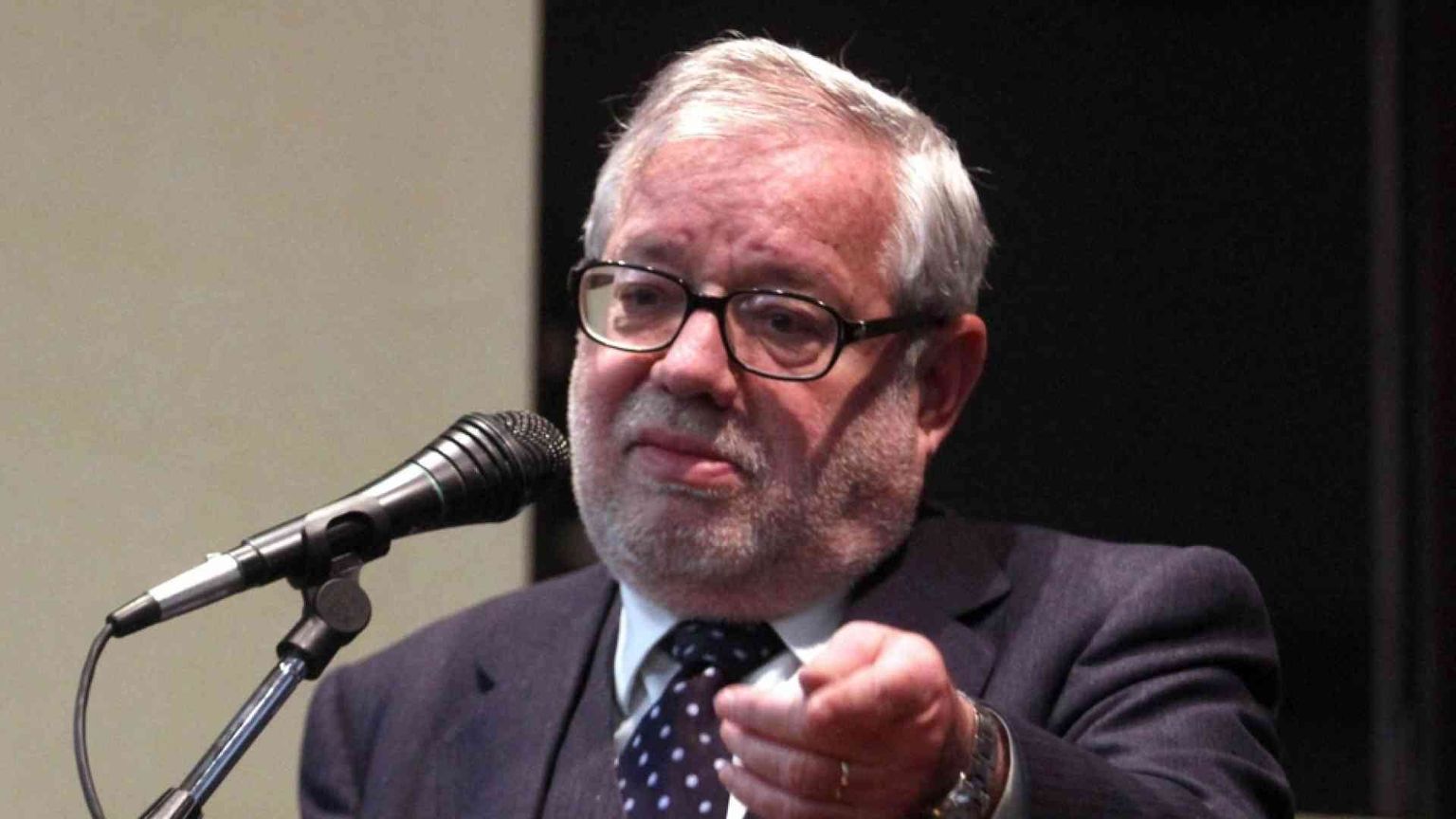 Il giurista Flick: «Eutanasia, si rischia la deriva»