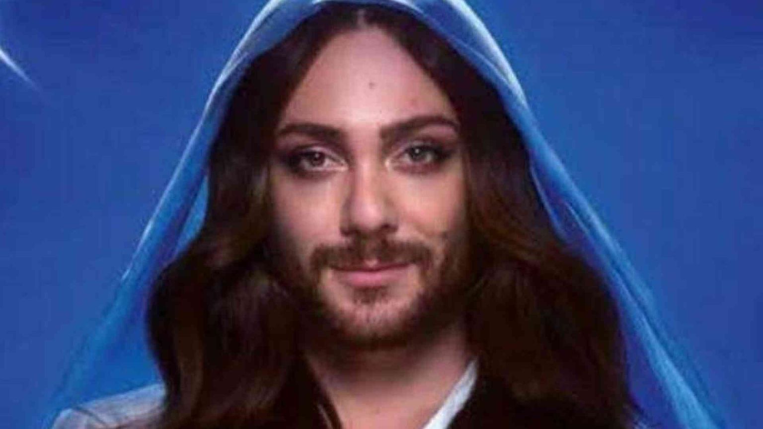 La provocazione choc di un Lgbt non risparmia il Natale