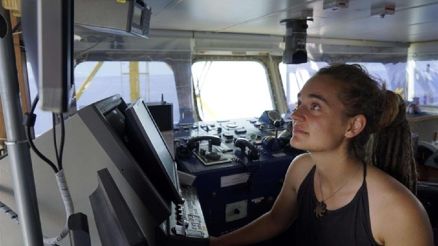 Archiviata l’inchiesta su Carola. “Aveva il dovere di sbarcare”