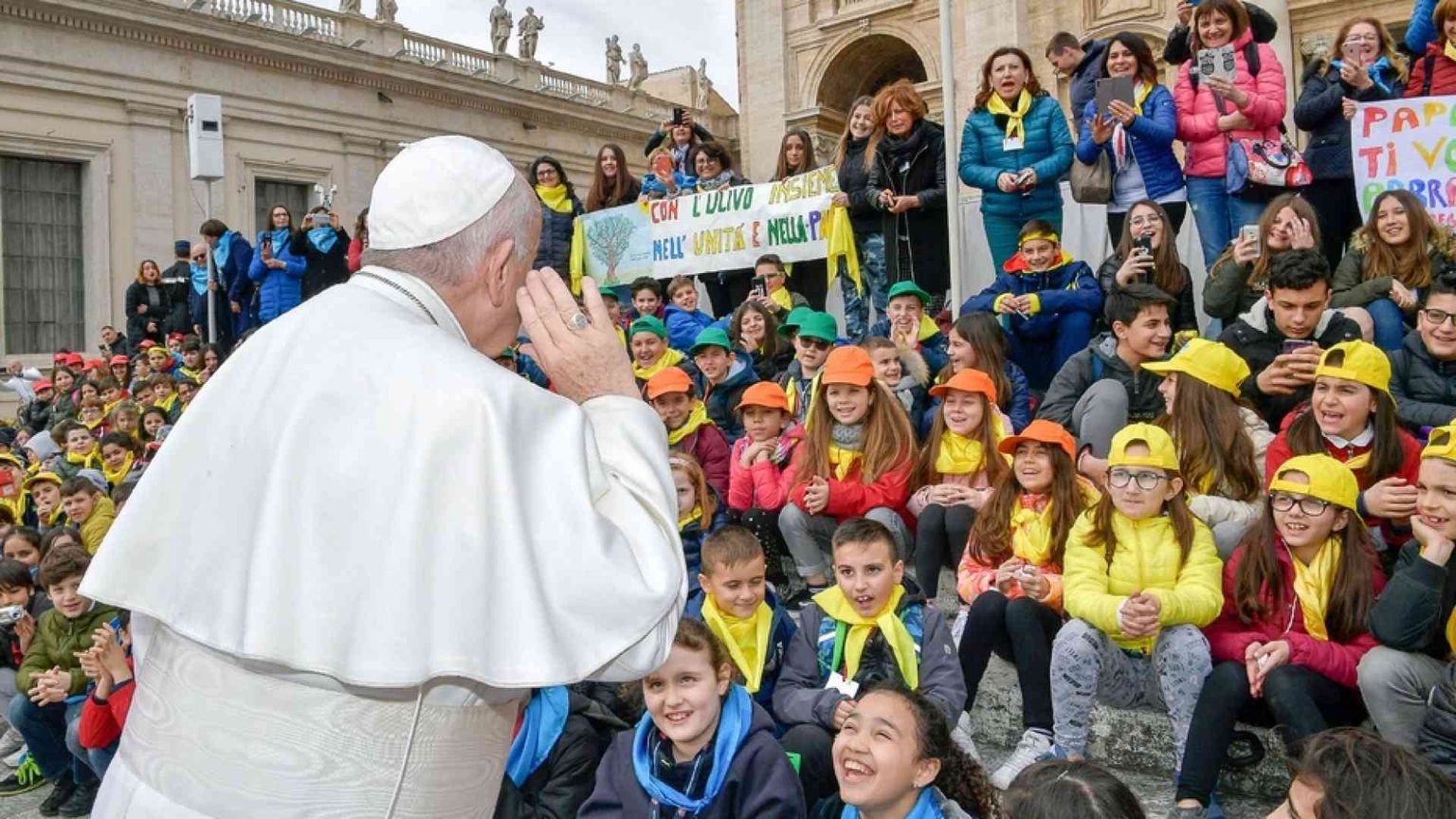 Il Papa: l'inverno demografico azzera il futuro di tutti