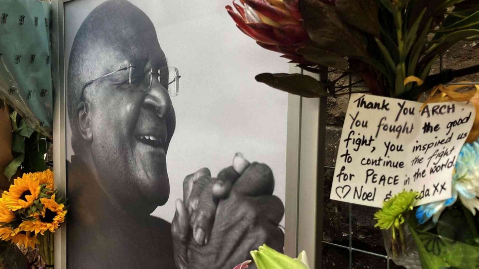 Tutu, l'uomo di fede e di pace che fece crollare l'apartheid