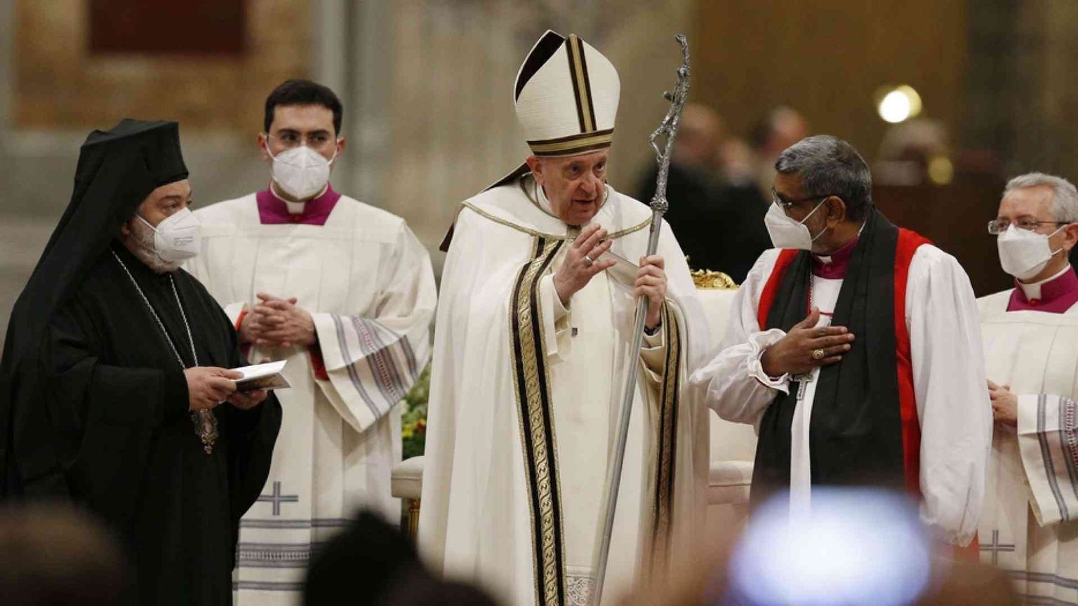 Papa Francesco ai cristiani: avanti insieme senza paura della novità