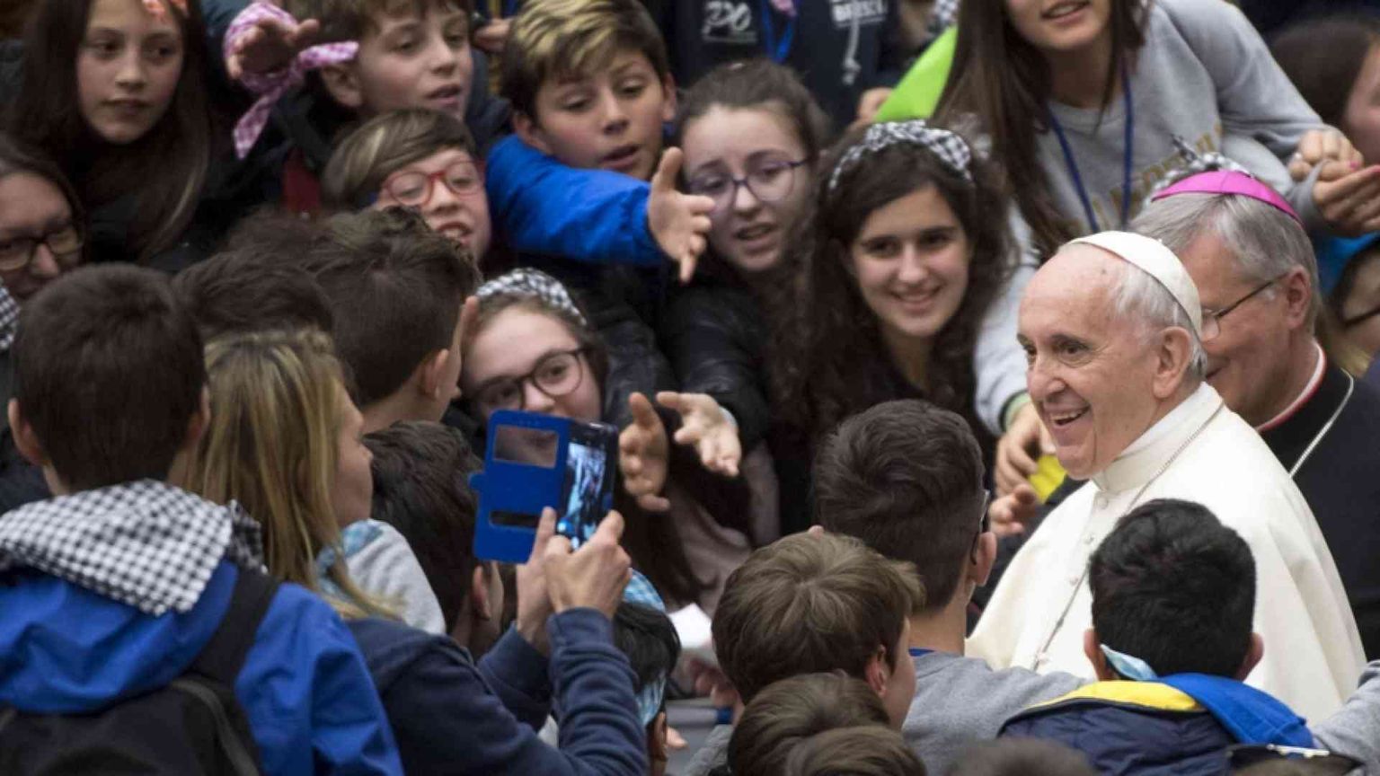 Il lunedì dell'Angelo l'incontro di papa Francesco con gli adolescenti