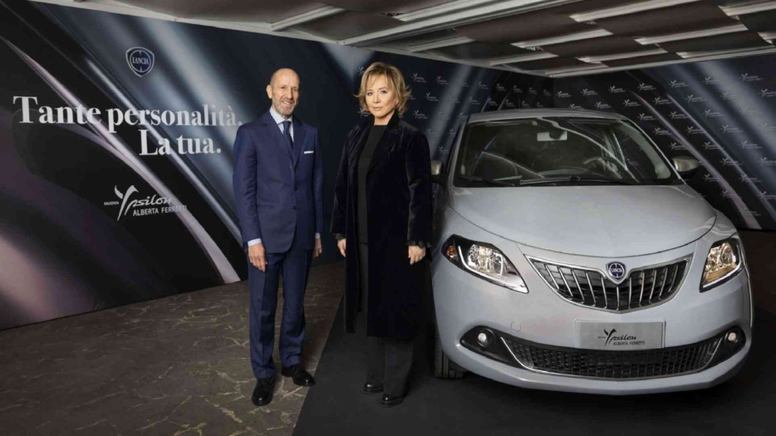 Alberta Ferretti firma la nuova Lancia Ypsilon