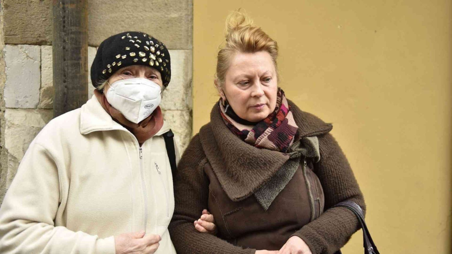 La voce delle badanti: temiamo per i nostri figli