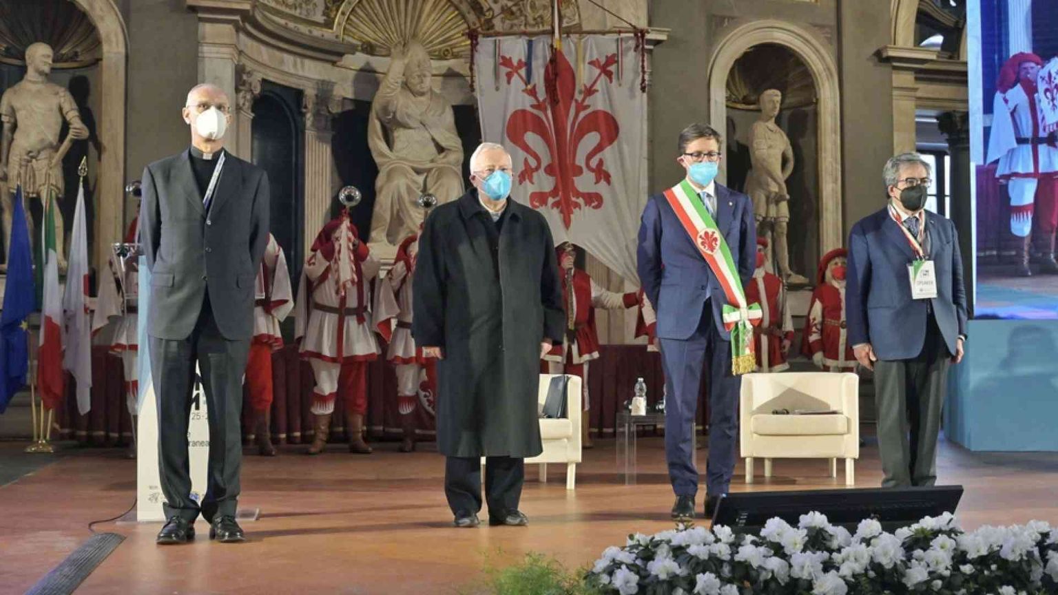 Firmata la Carta di Firenze, Bassetti: potente no alla guerra