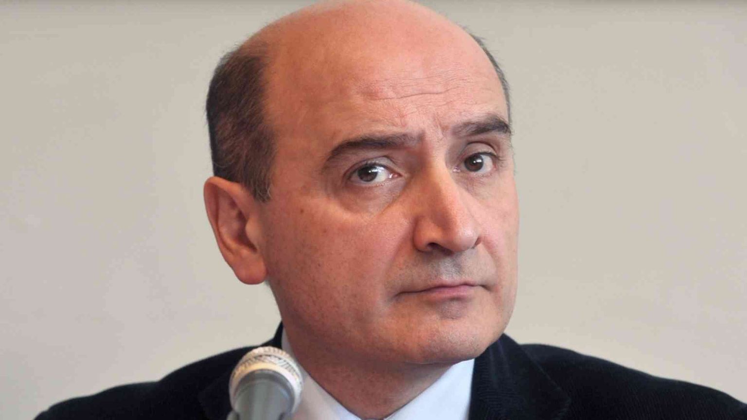 L'italia schieri con le vittime i suoi "corpi civili di pace"