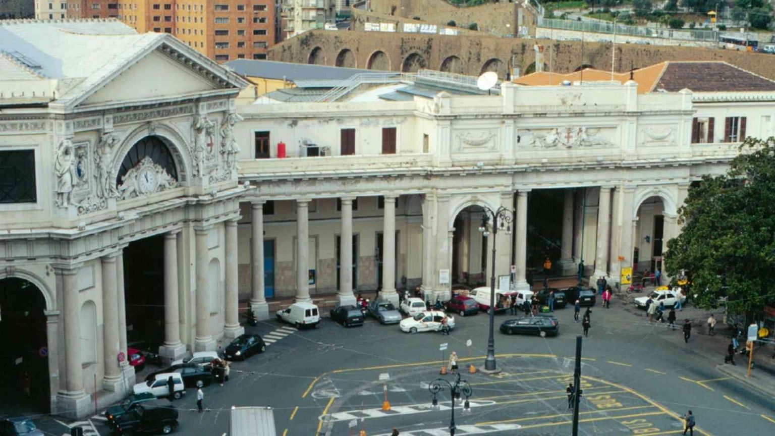 Ragazzi disabili "cacciati" dal treno, «nessuno ha voluto alzarsi»