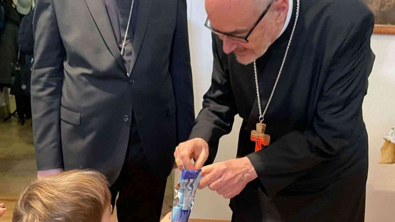 Il cardinale Czerny: in Ucraina orrore e paura. Ma anche artigiani di pace