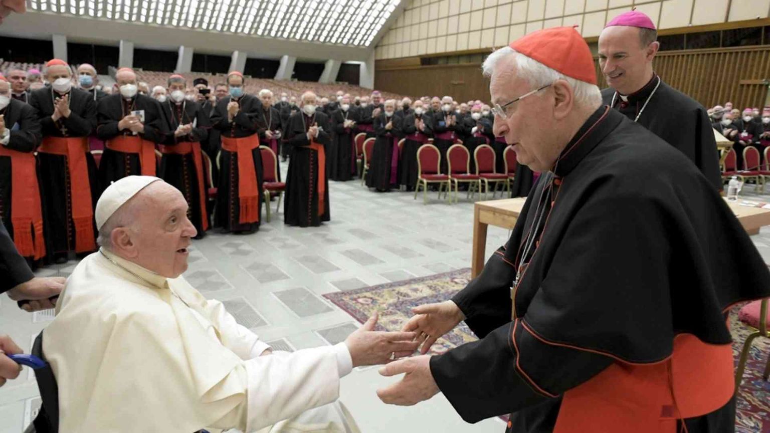 Cei, si sceglie il nuovo presidente. Il Papa: sentitevi liberi