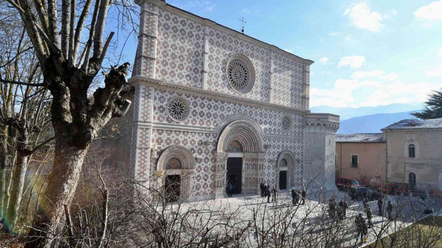 Perdonanza celestiniana, sarà papa Francesco ad aprire la Porta Santa