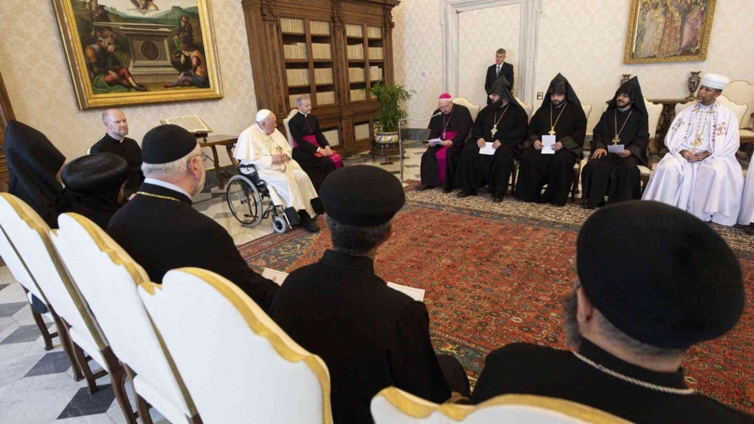 Papa Francesco ai giovani preti e monaci ortodossi: l'unità è necessaria