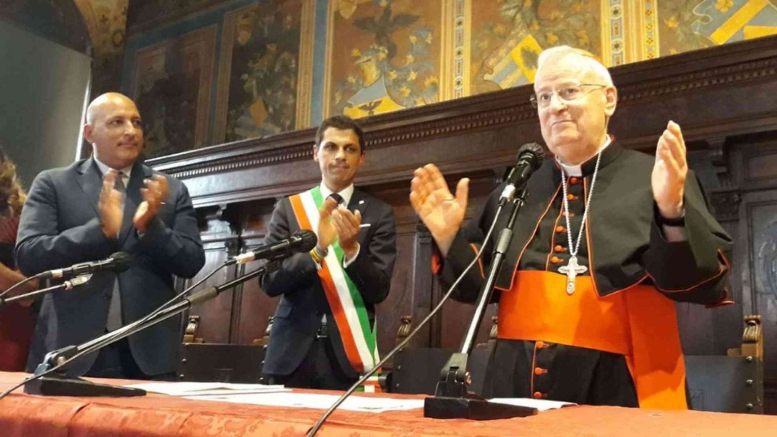 Il cardinale Bassetti cittadino onorario di Perugia: la mia preghiera per tutti