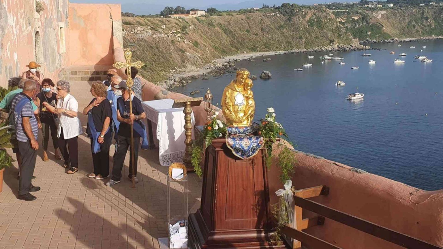 A piedi «sui passi» di sant'Antonio 1800 chilometri da Milazzo a Padova