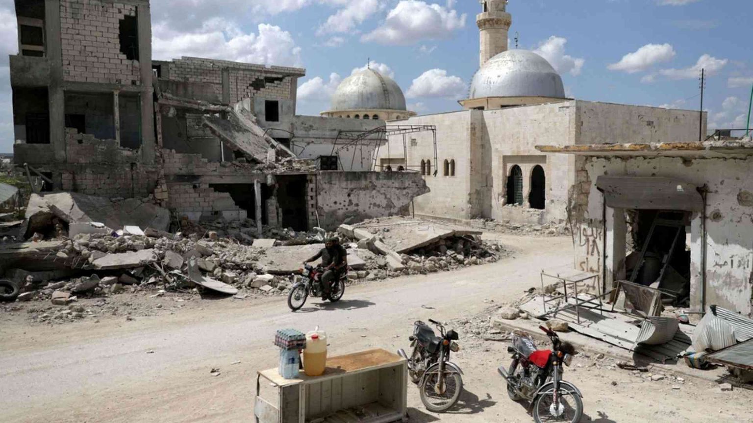 Dieci anni di silenzio in Siria scanditi da 83 morti al giorno