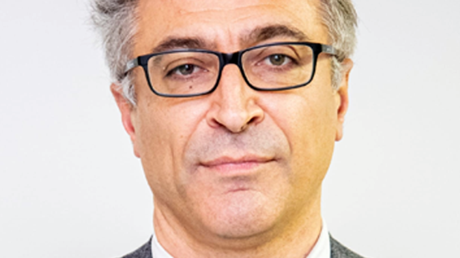 Risparmiateci slogan sterili