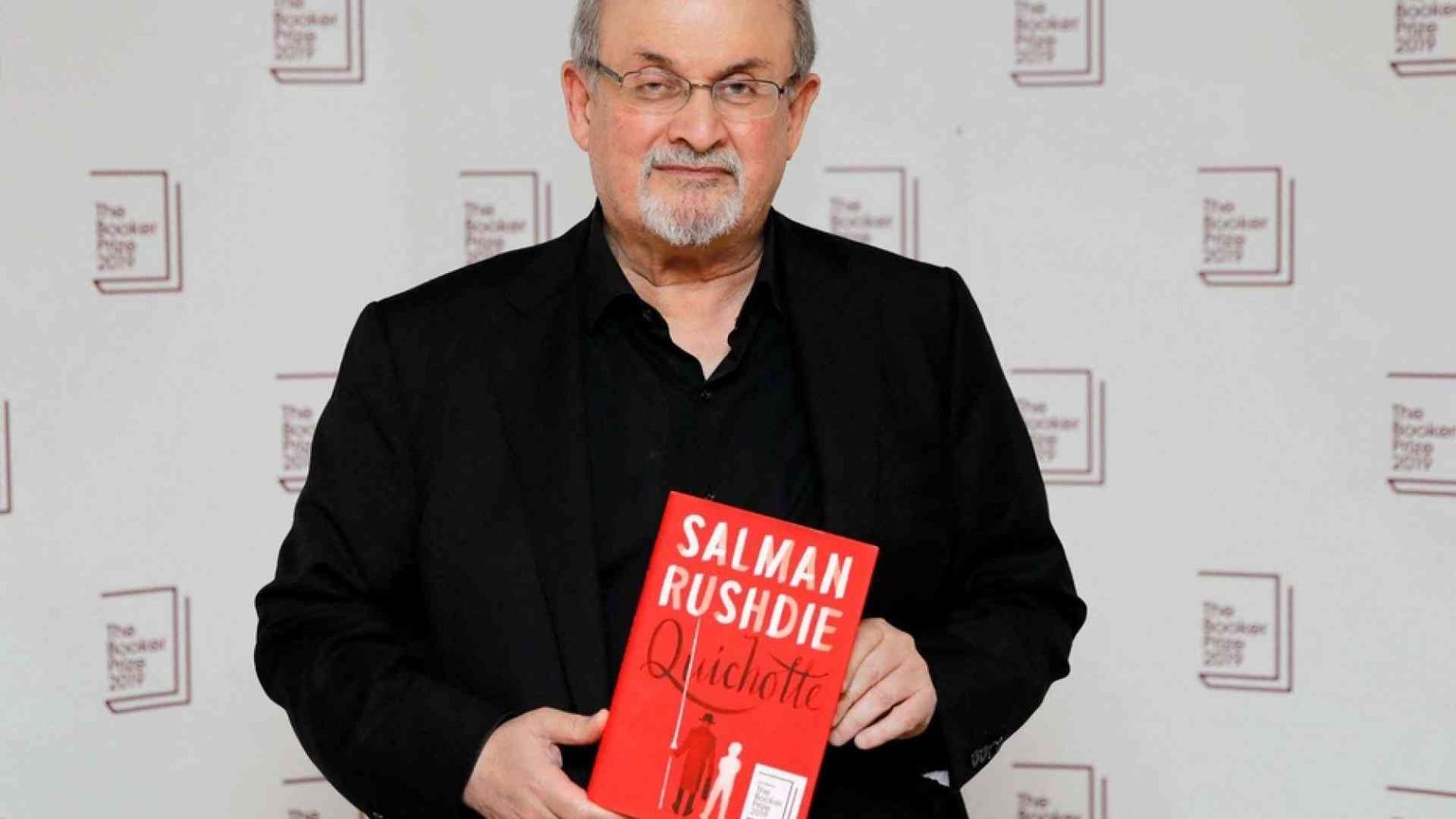 Chi è Salman Rushdie lo scrittore dei "Versetti satanici"