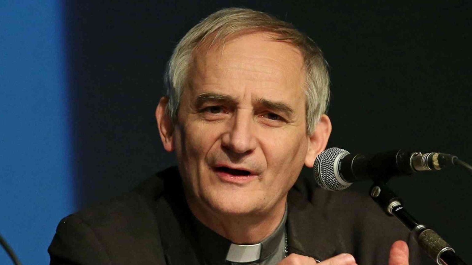 Zuppi: riaprire ora vita e speranza. Disincanto, valori e scelte forti