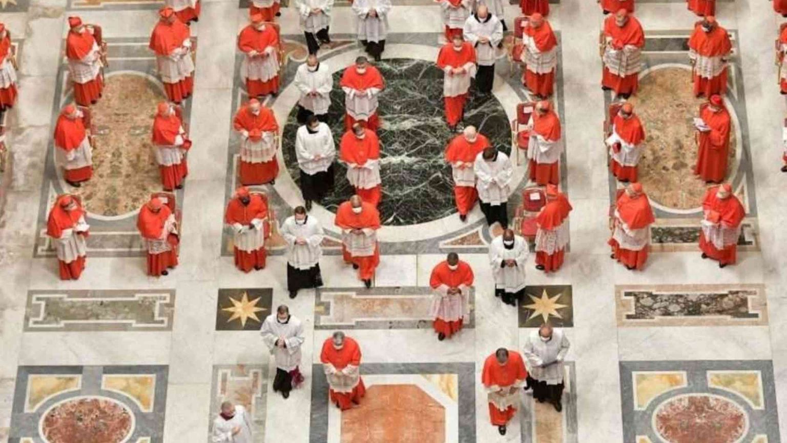 Cardinali di tutto il mondo con il Papa: quello che c'è da sapere sul Concistoro