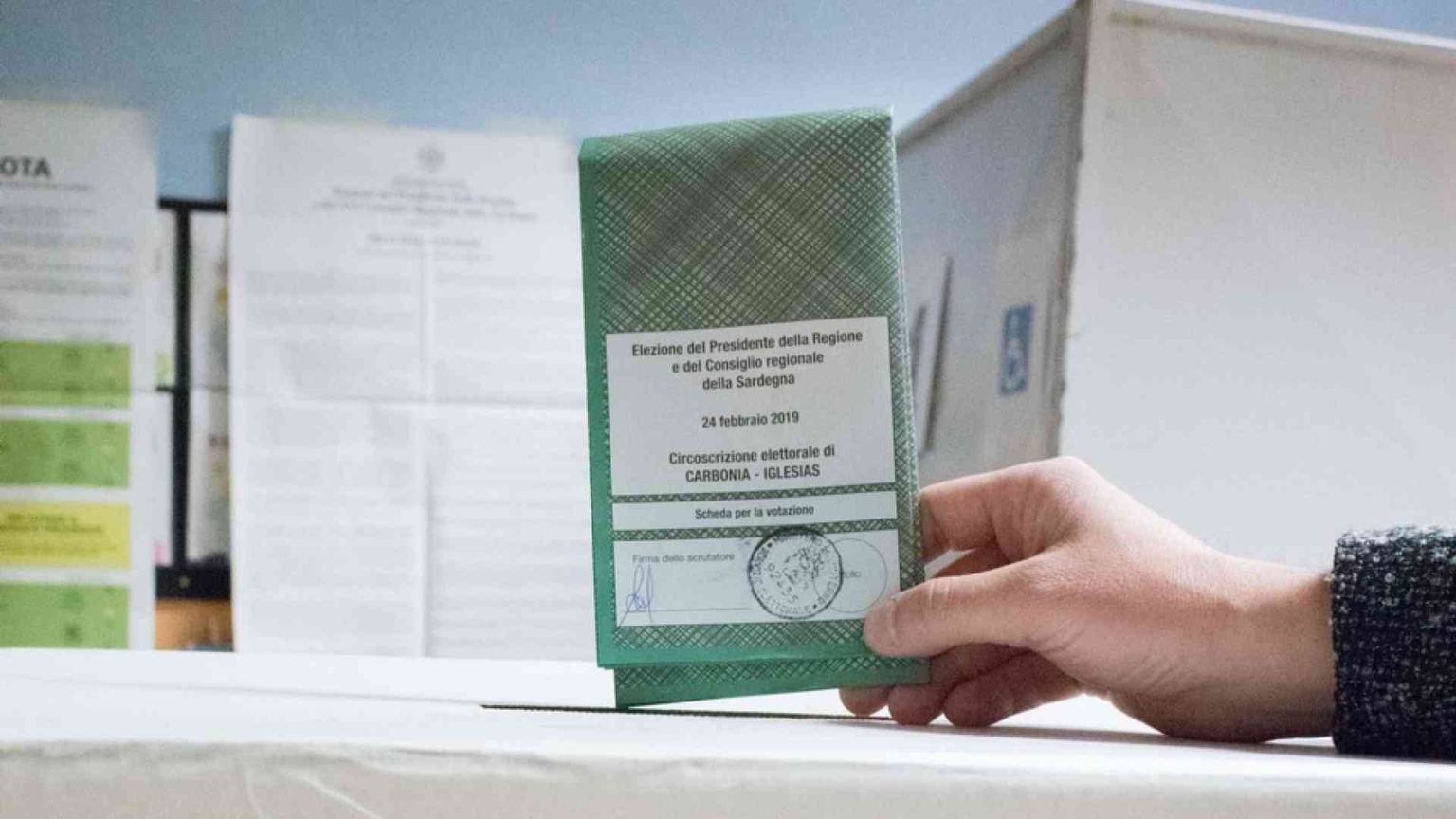 Cattolici, in cinquanta chiamano al voto per pace e giustizia