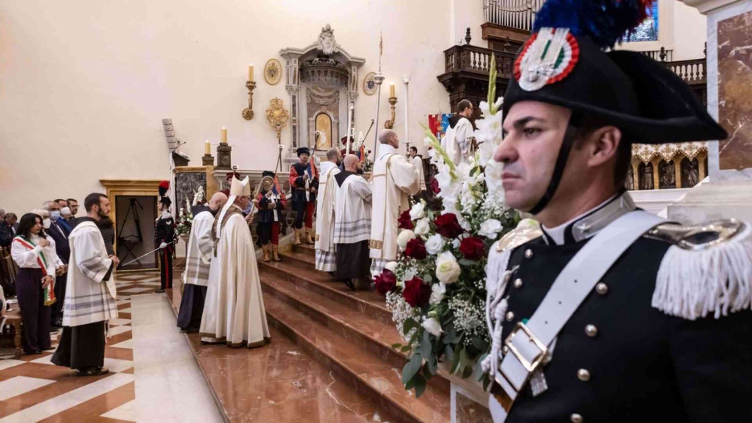 L'Italia prega con san Francesco. Redaelli: accanto a chi è morto da solo