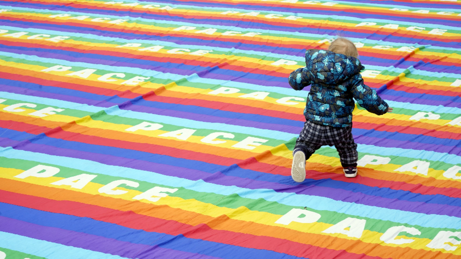 Da Trieste a Palermo, cento piazze per una sola richiesta: basta guerra