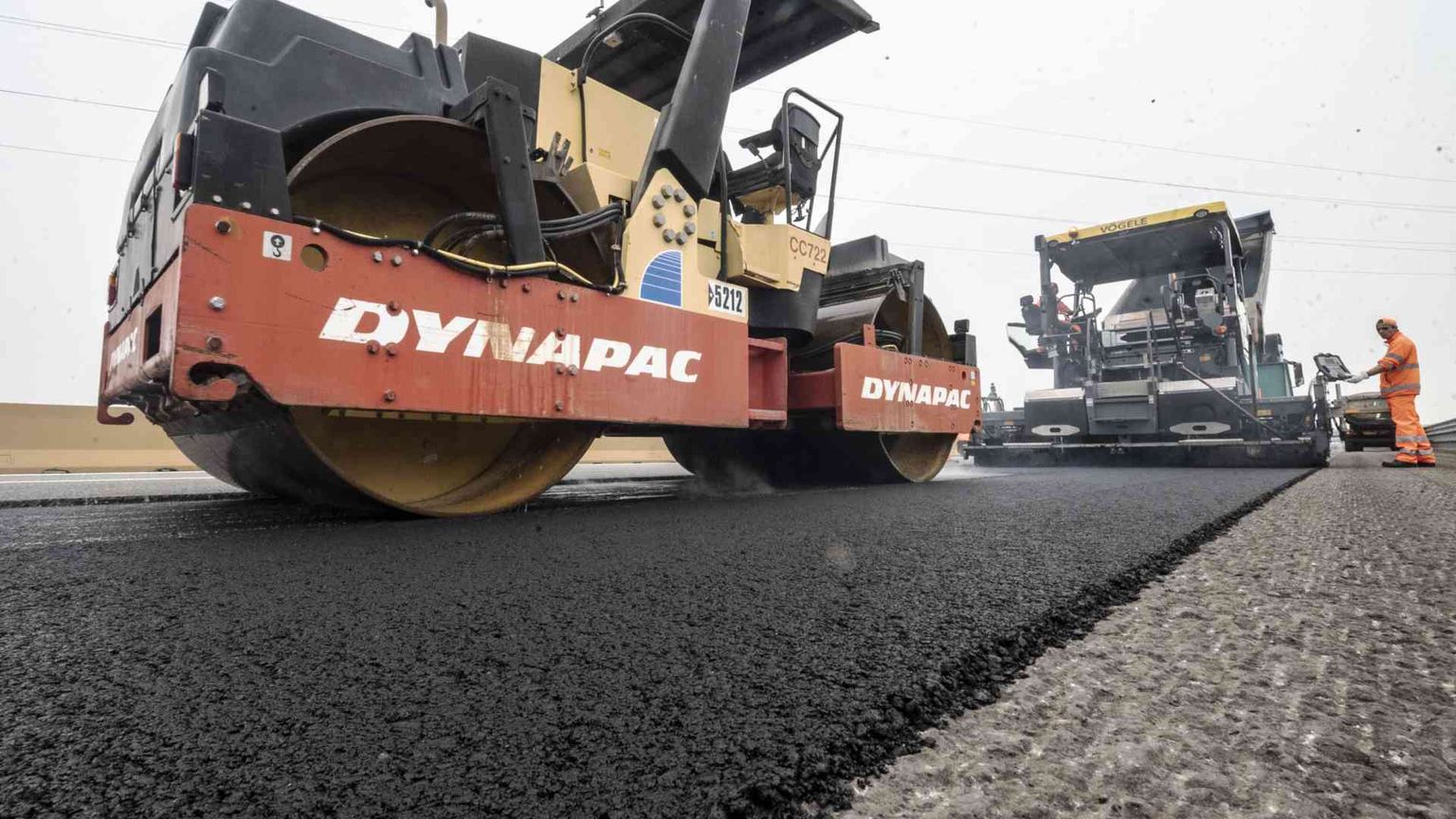 Grafene e giocattori riciclati: la Milano-Torino cambia strada
