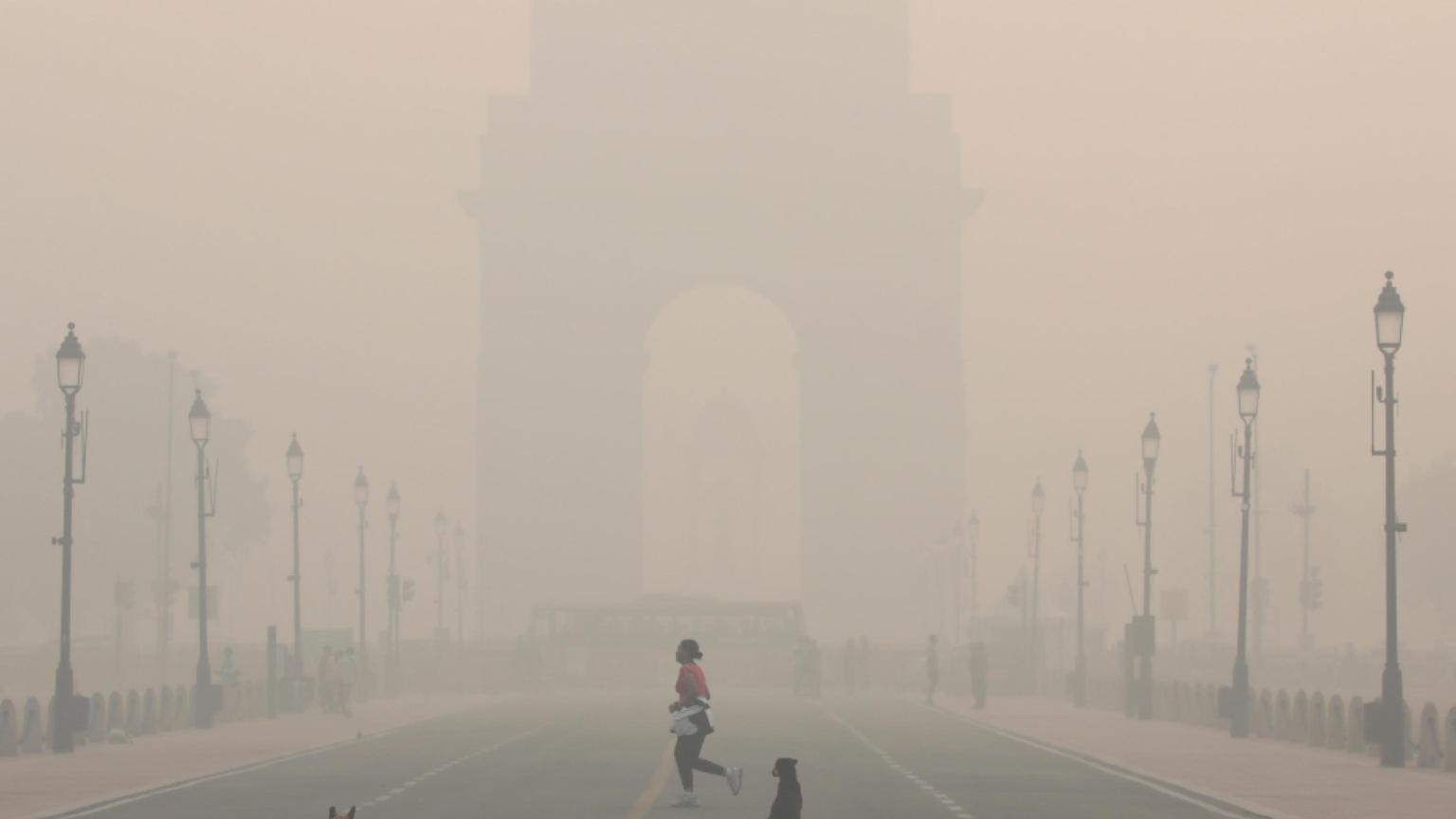A New Delhi inquinamento record, l'allarme delle autorità