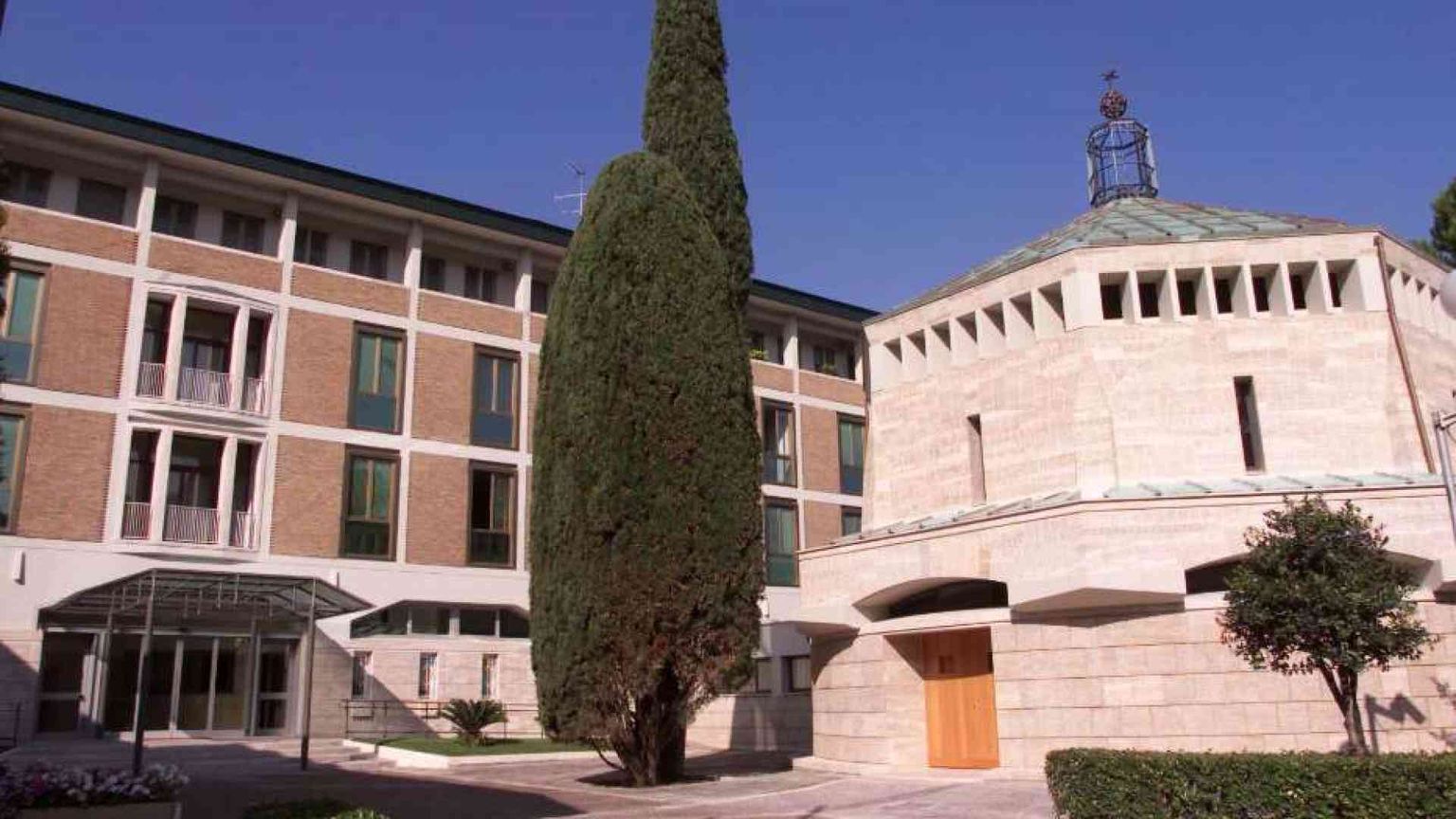 Lotta agli abusi, Cei: 89 segnalazioni nel 2020-21. Indagini su 613 fascicoli