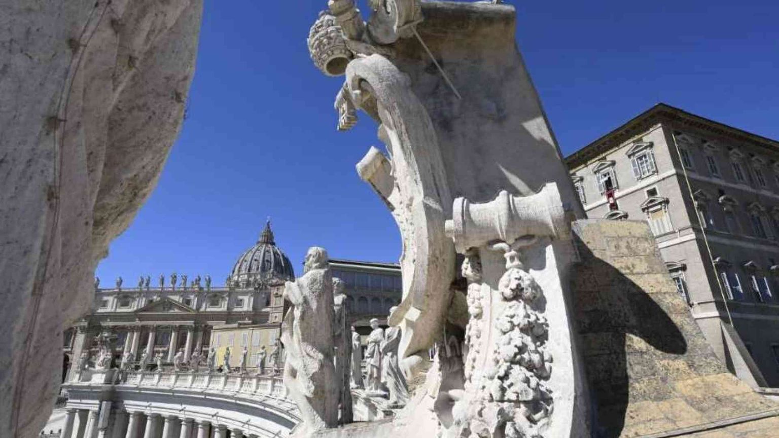 Francesco nomina due donne al vertice in Vaticano