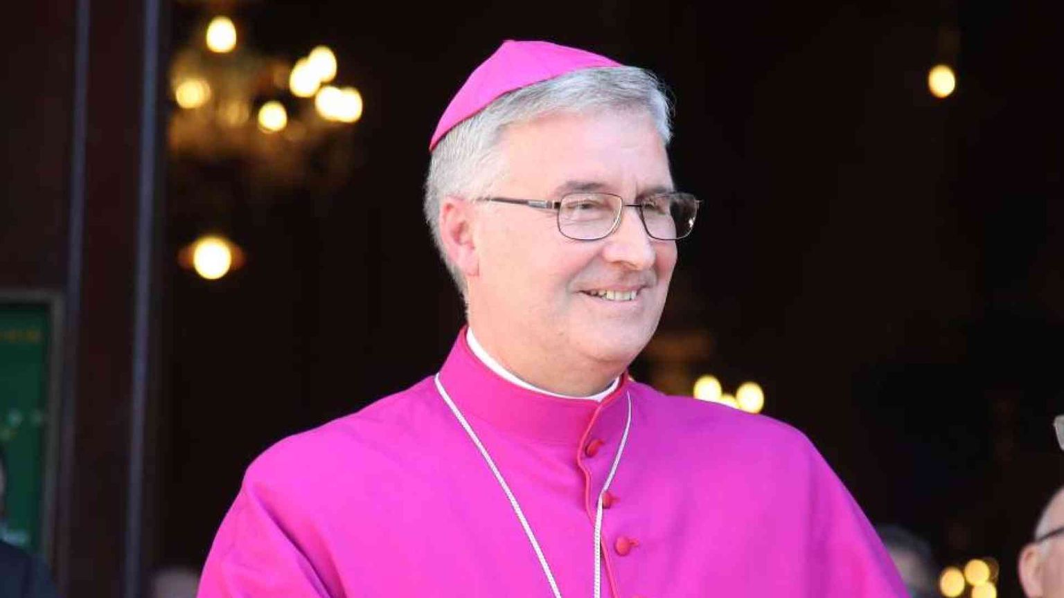 Il vescovo Tremolada torna in diocesi dopo il trapianto del midollo