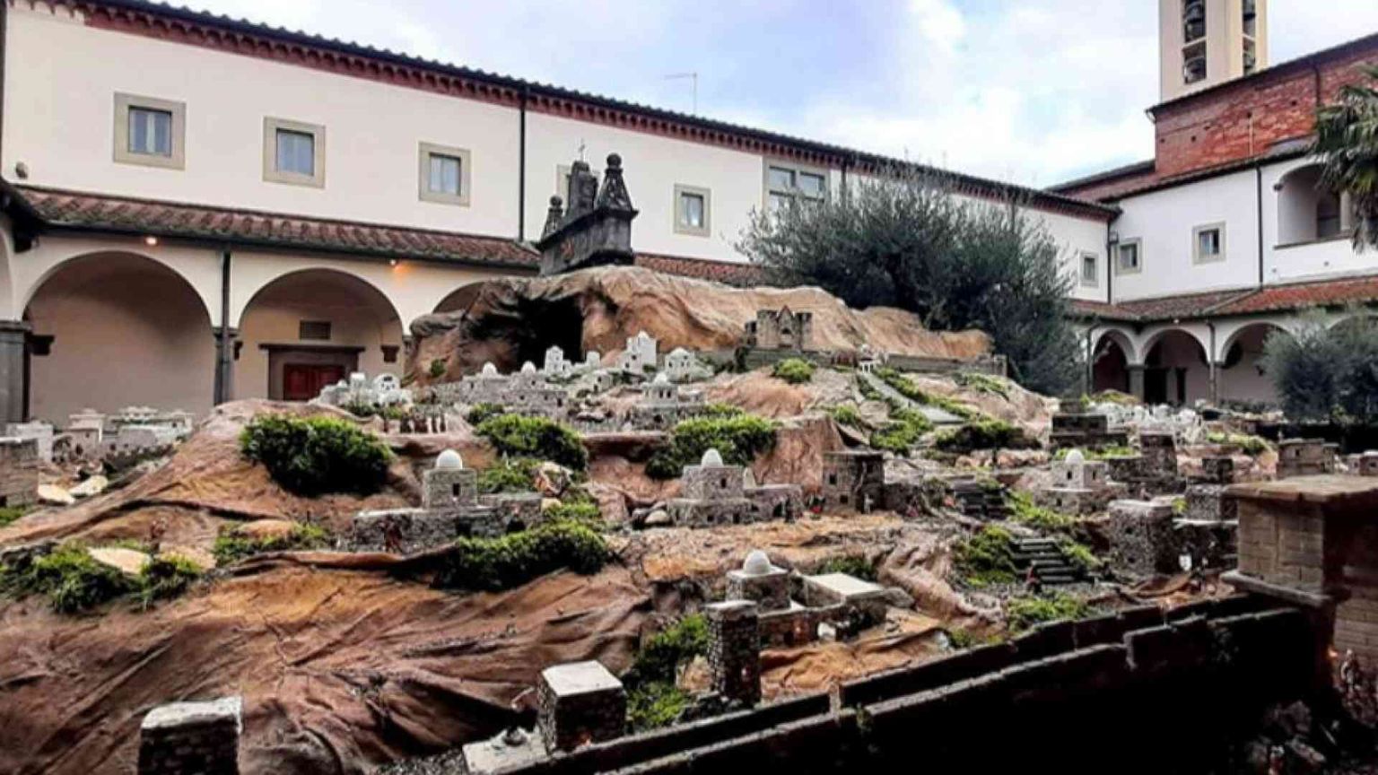 San Romano e i suoi cent'anni nella terra delle Natività d'Italia