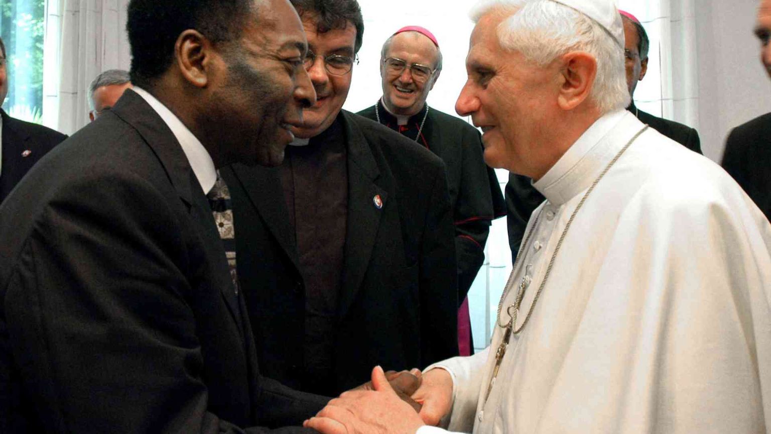 Pelé, fede e leggenda: l'altro volto del Re