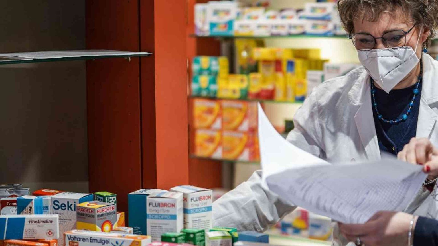 Nelle farmacie mancano le medicine, ecco perché (e cosa fare)