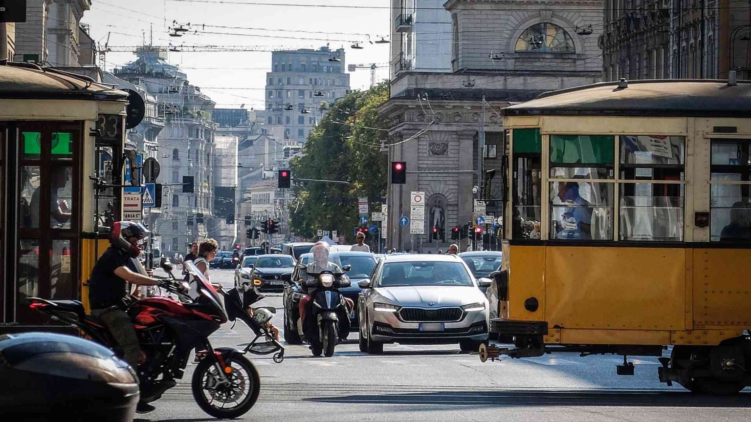 Milano a 30 km/h, una buona idea che servirà quasi a nulla