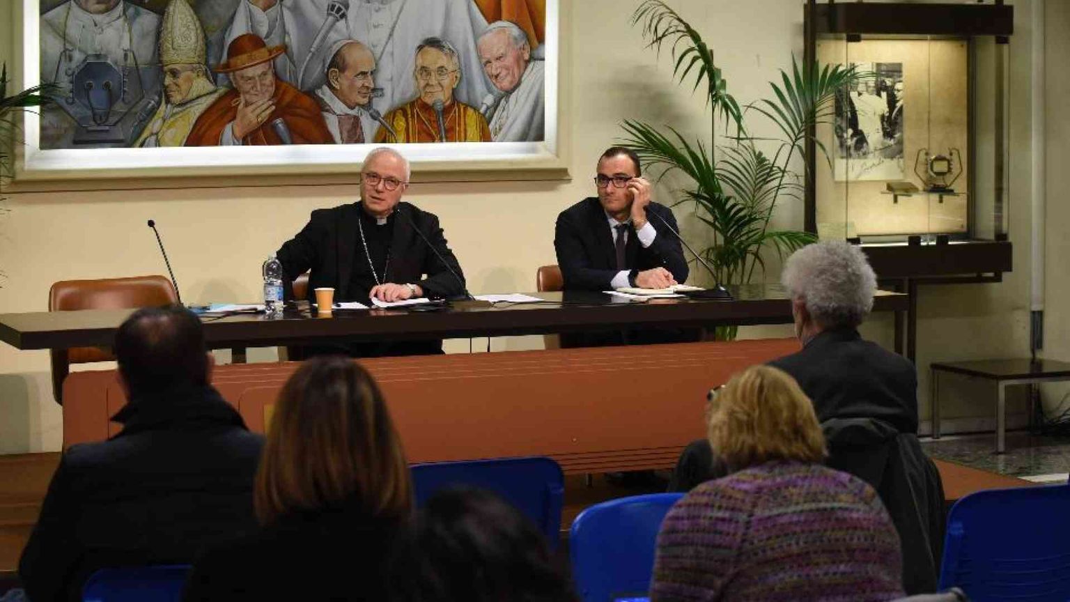 Monsignor Baturi: "Dialogo con il governo per contenere la povertà"