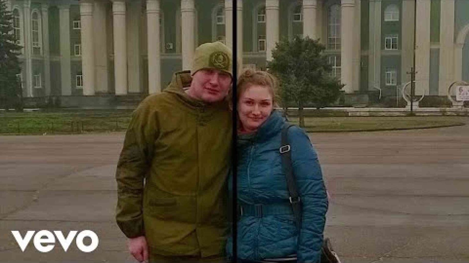 Il video di Tananai racconta l'amore durante la guerra in Ucraina