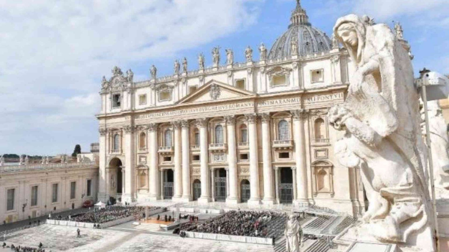 Papa Francesco: i beni della Santa Sede hanno destinazione universale