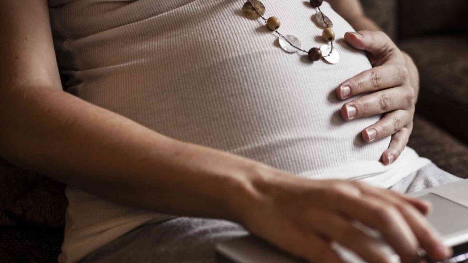 Il Belgio verso l'aborto fino al quarto mese