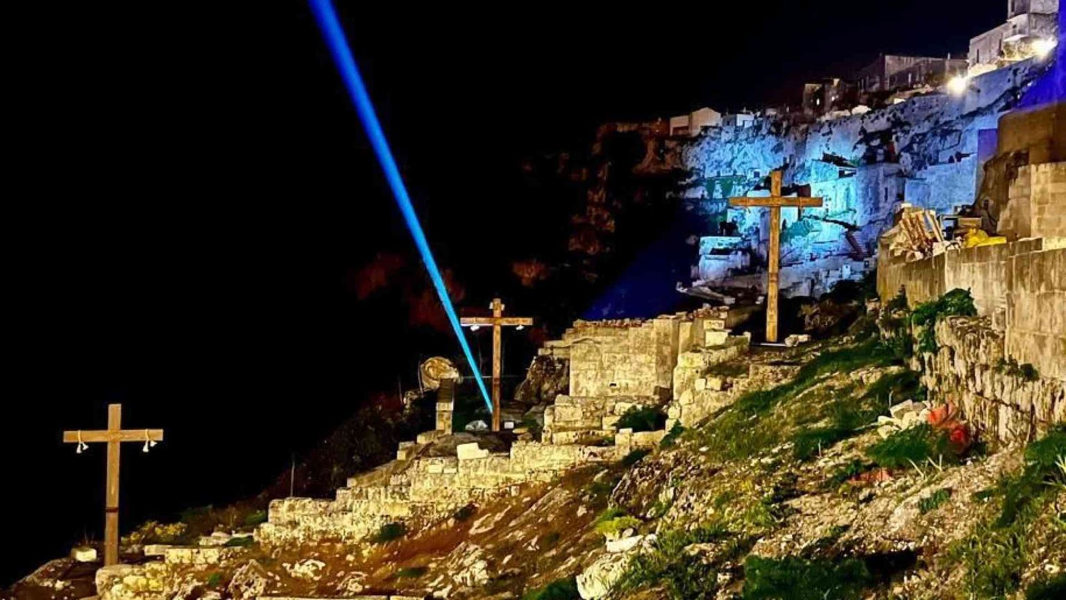 Sulla scia di Gibson, la Pasqua rivive nei Sassi