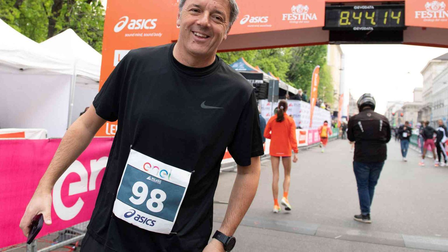 Matteo Renzi non lascia e raddoppia: è il nuovo direttore de Il Riformista