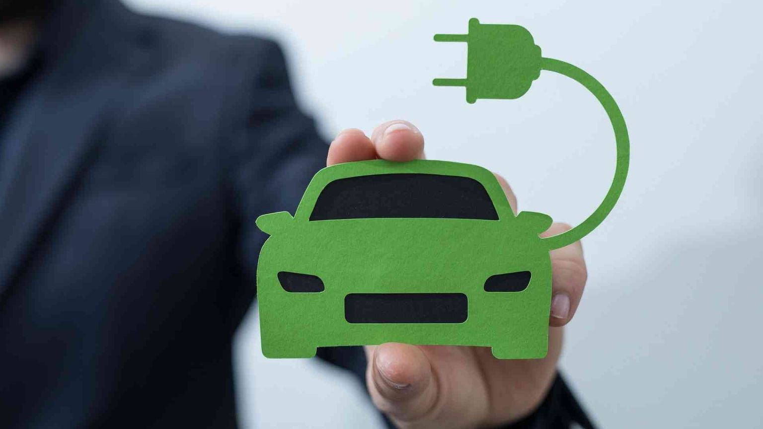 Venti fake news sull'auto elettrica: è ora di sfatarle