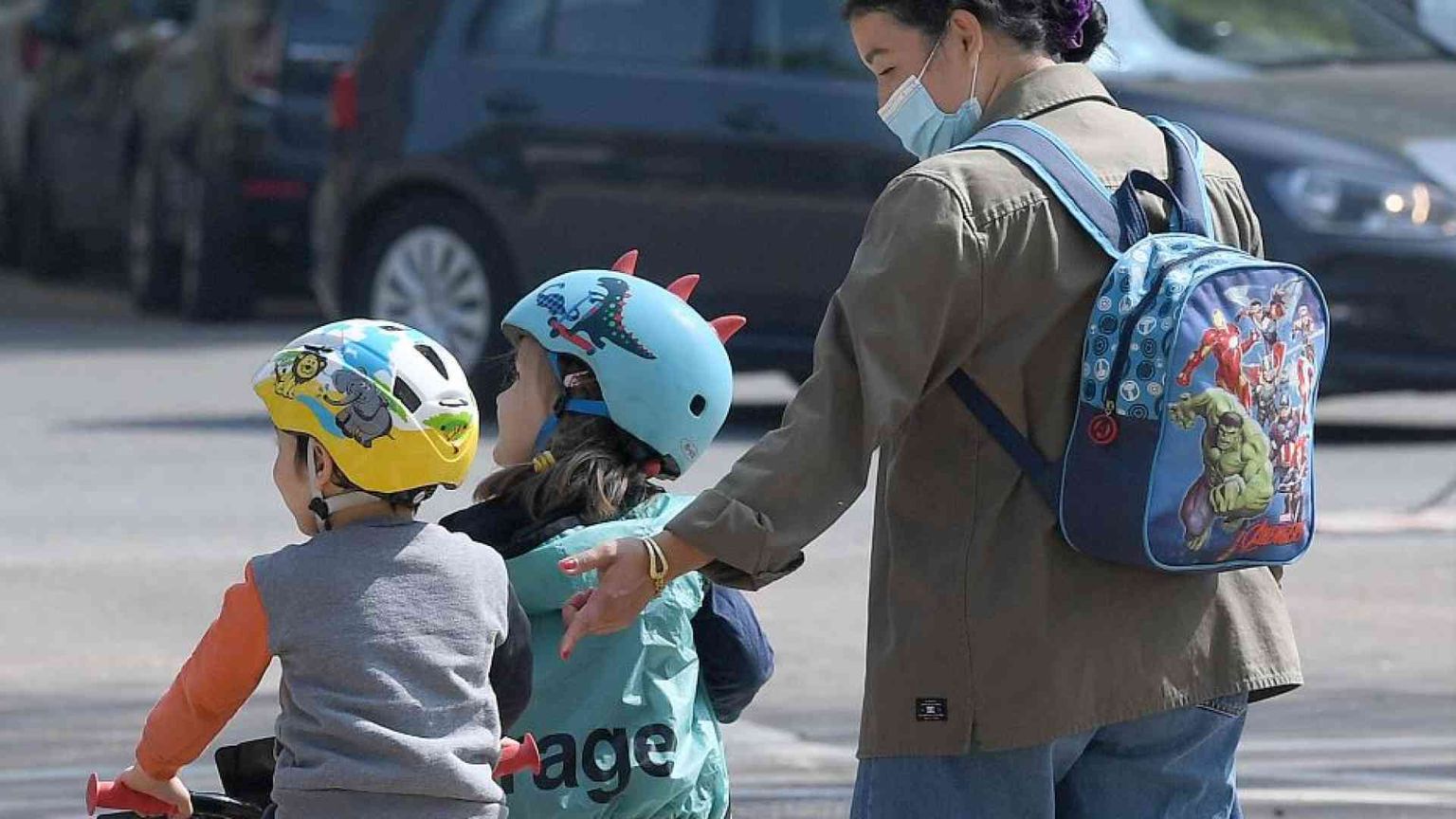 Le baby sitter in Francia costano la metà
