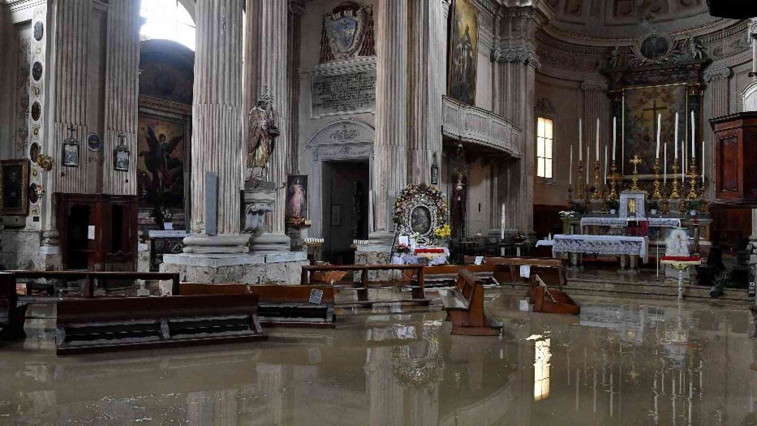 Continuano i soccorsi in Emilia Romagna. Allerta meteo anche per oggi