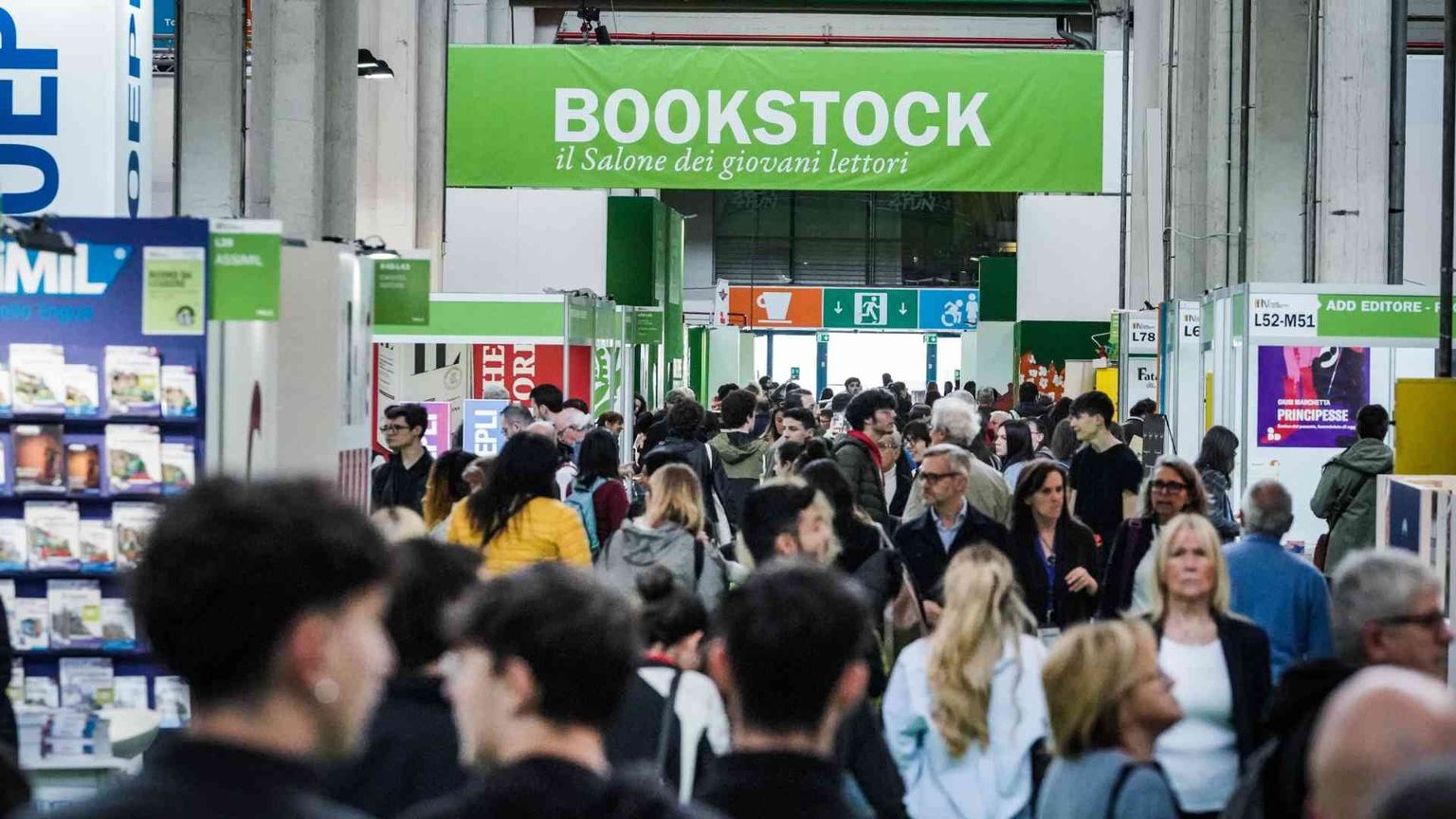 Editoria: il libro è in crescita e i lettori tornano in libreria