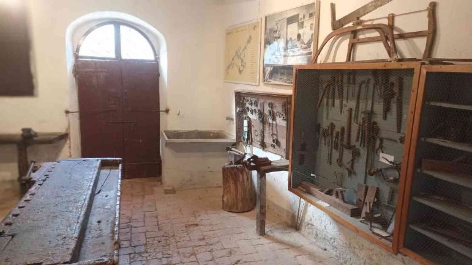 Ritorno nei luoghi di don Milani. Sabato la visita di Mattarella e Zuppi