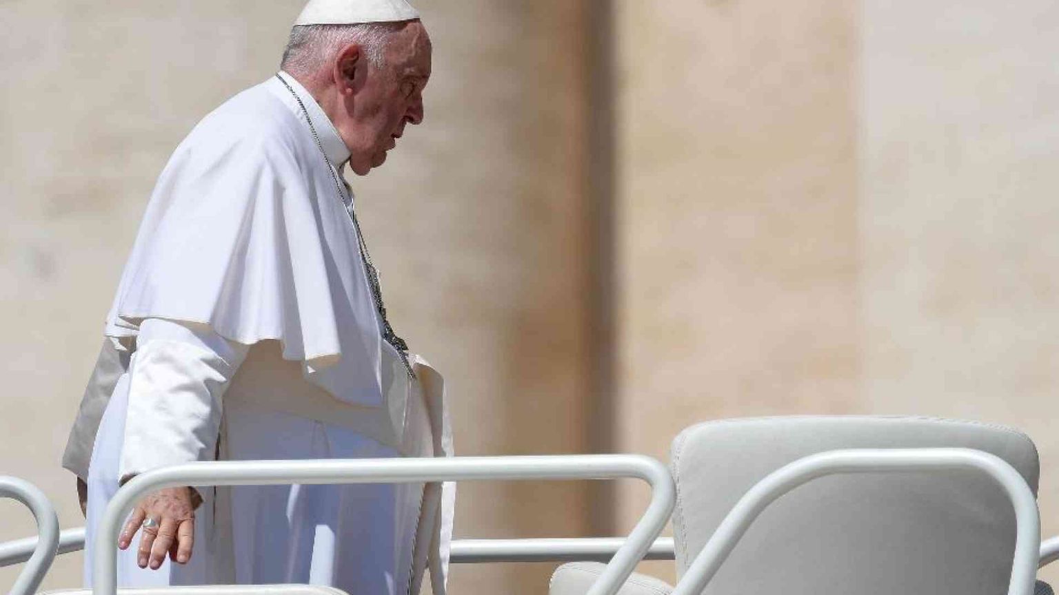 Francesco ai giovani della Gmg: prima di partire andate a trovare i nonni